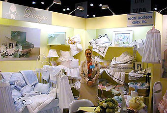 Deniza trade show booth by Manny Stone Decorators