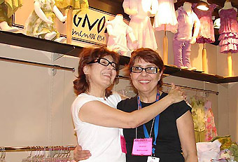 Mignone trade show booth by Manny Stone Decorators