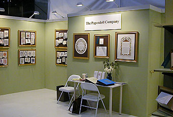 Paper Doll trade show booth by Manny Stone Decorators