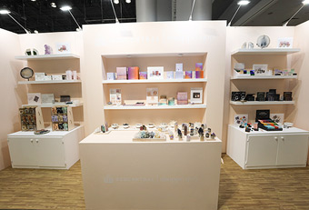 NY NOW trade show booths designed by Manny Stone Decorators